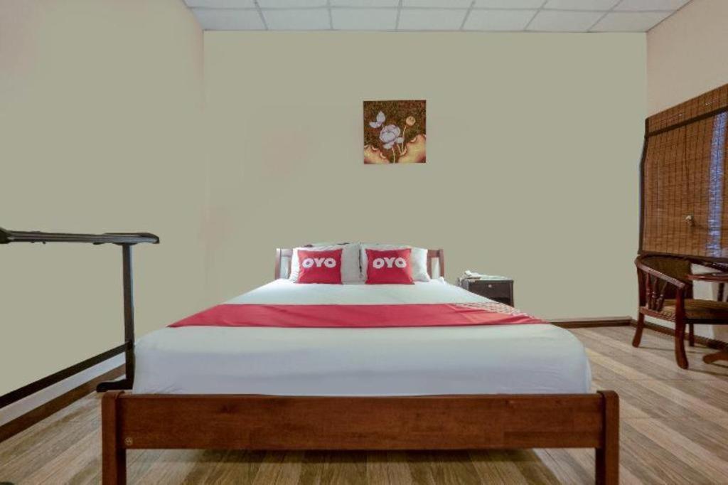 Hotel Oyo 1089 Baan Boran Bangkok Zewnętrze zdjęcie