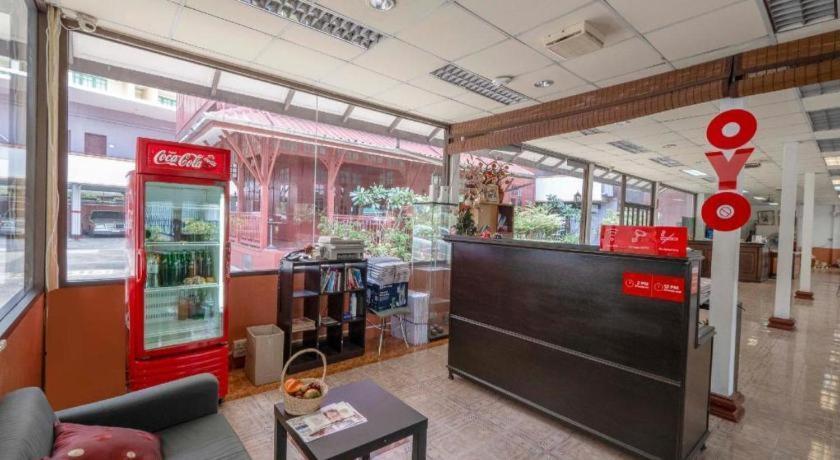 Hotel Oyo 1089 Baan Boran Bangkok Zewnętrze zdjęcie